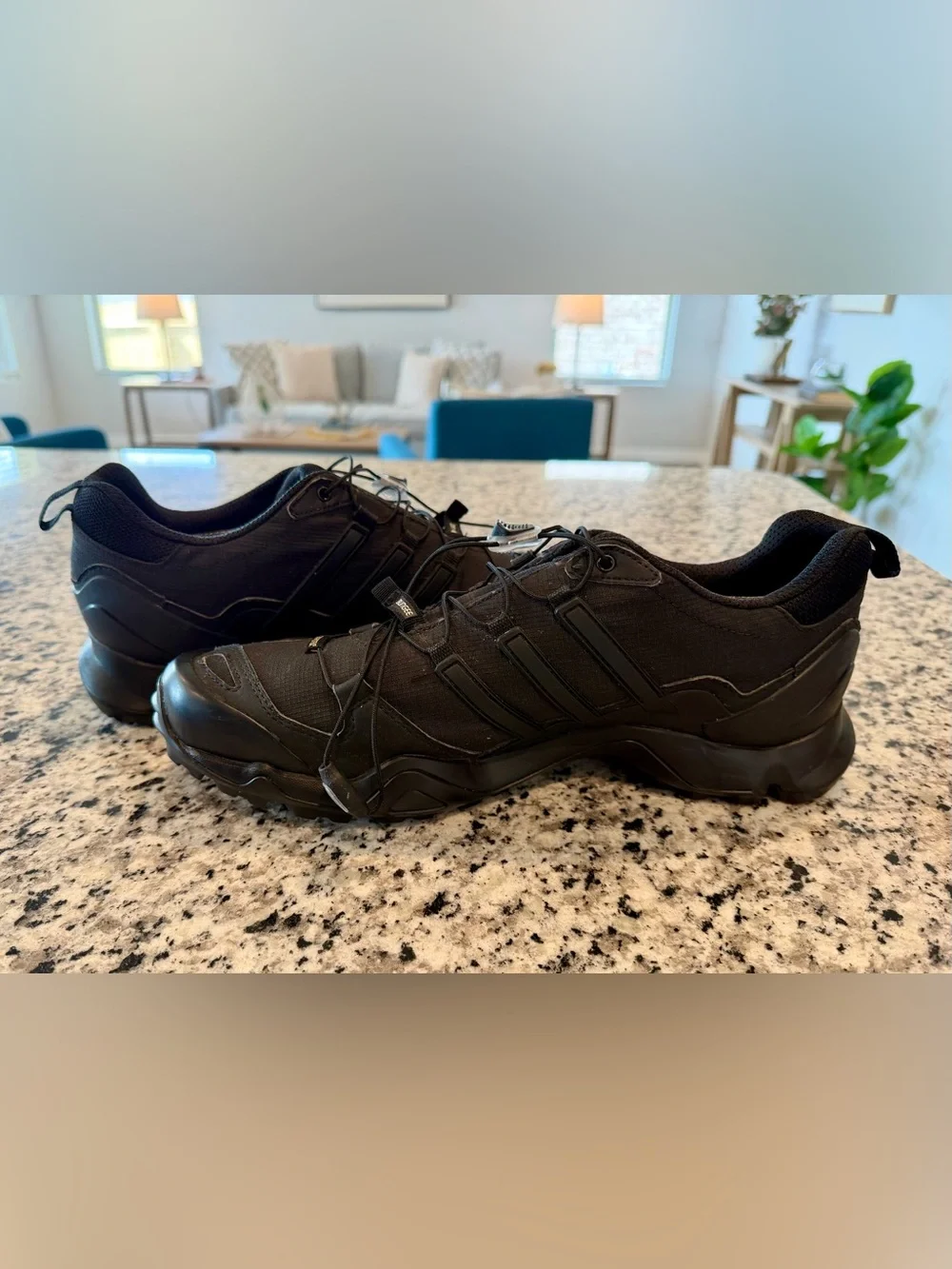 Adidas Terrex Swift R2 GTX Shoes Men's Size 11 Goretex Black Hiking Sneakers